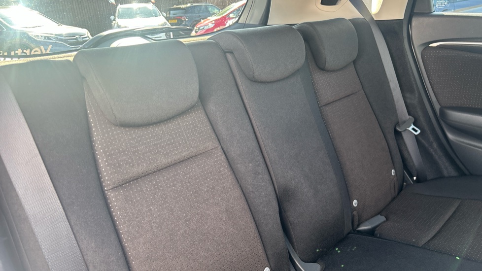 Honda Jazz 1.3 EX 5dr Petrol Hatchback - Image 38
