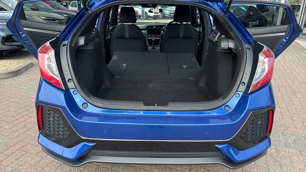 Honda Civic 1.6 i-DTEC SR 5dr Diesel Hatchback - Image 34