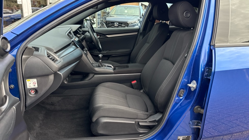 Honda Civic 1.6 i-DTEC SR 5dr Diesel Hatchback - Image 38