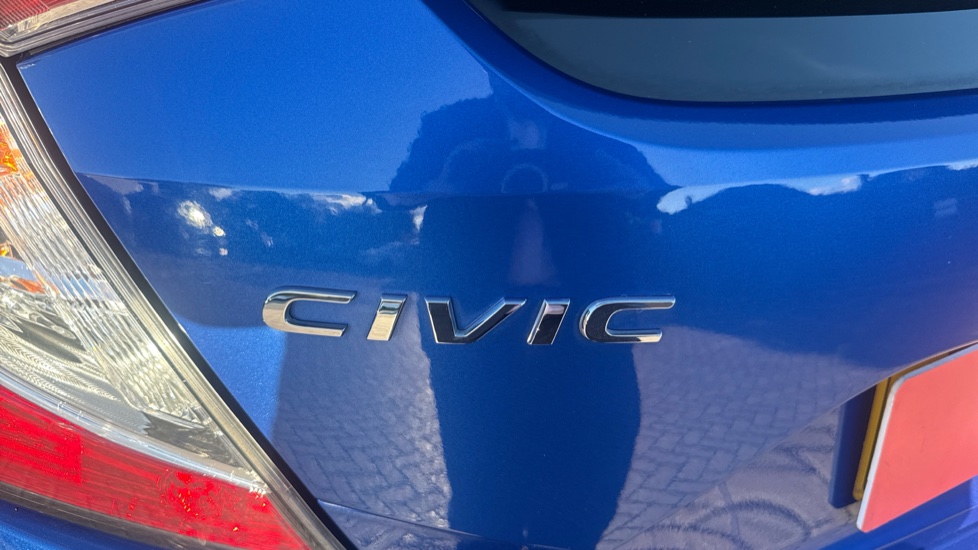Honda Civic 1.0 VTEC Turbo 126 EX 5dr Petrol Hatchback - Image 41