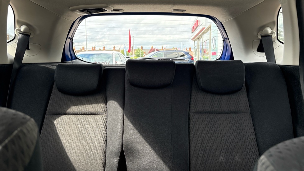 Honda Jazz 1.3 i-VTEC EX Navi 5dr Petrol Hatchback - Image 15