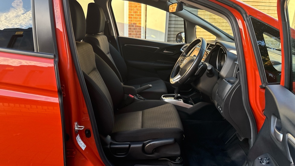 Honda Jazz 1.3 i-VTEC EX 5dr CVT Petrol Hatchback - Image 38