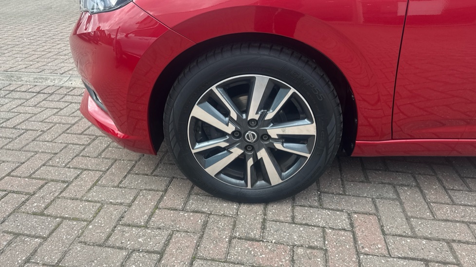 Nissan Micra 0.9 IG-T N-Connecta 5dr Petrol Hatchback - Image 23
