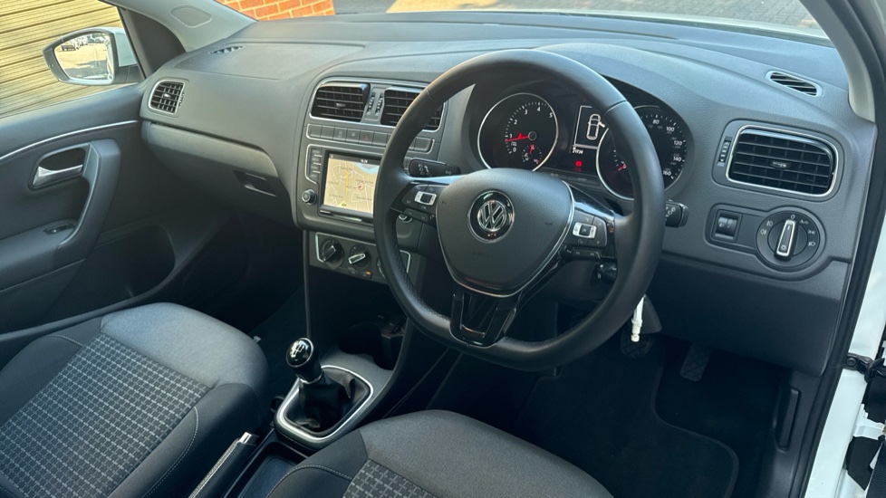 Volkswagen Polo 1.2 TSI Match 5dr Petrol Hatchback - Image 11