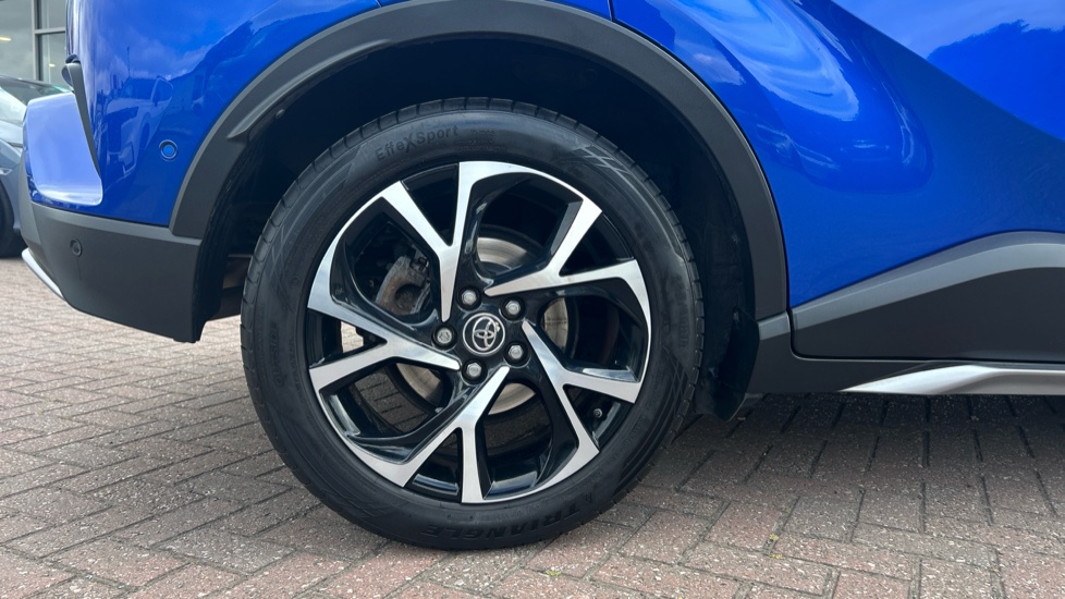 Toyota C-HR 1.8 Hybrid Dynamic 5dr CVT Hybrid Hatchback - Image 7