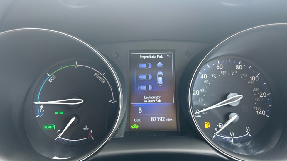 Toyota C-HR 1.8 Hybrid Dynamic 5dr CVT Hybrid Hatchback - Image 41