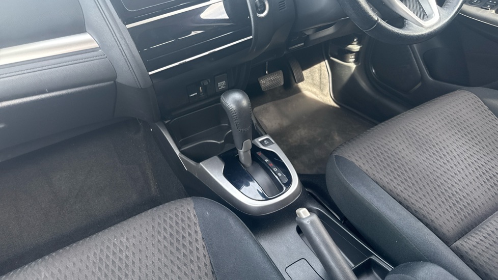 Honda Jazz 1.3 i-VTEC EX Navi 5dr CVT Petrol Hatchback - Image 13
