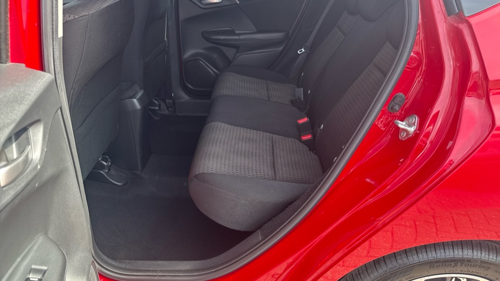 Honda Jazz 1.3 i-VTEC EX Navi 5dr CVT Petrol Hatchback - Image 16