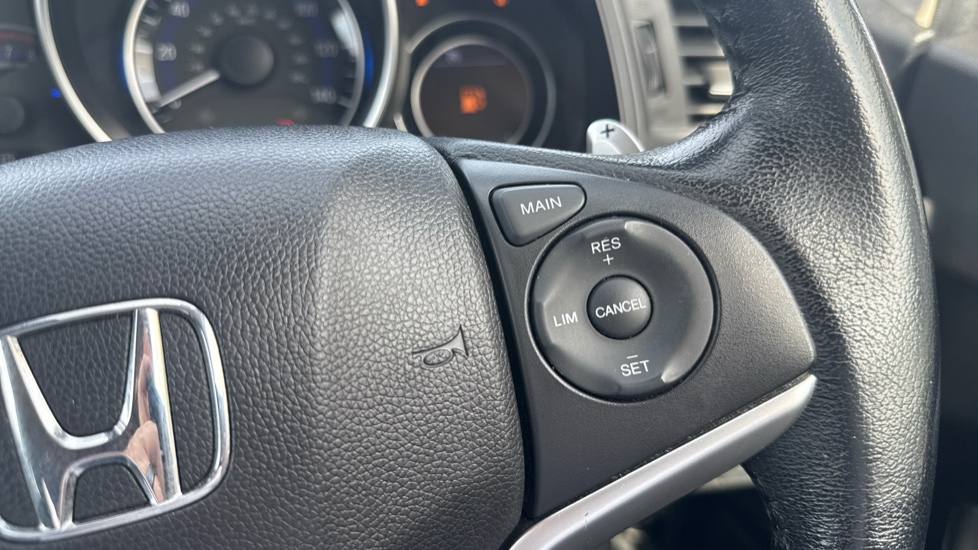 Honda Jazz 1.3 i-VTEC EX Navi 5dr CVT Petrol Hatchback - Image 33