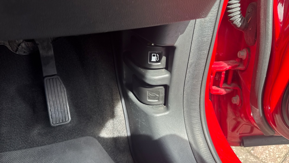 Honda Jazz 1.3 i-VTEC EX Navi 5dr CVT Petrol Hatchback - Image 38