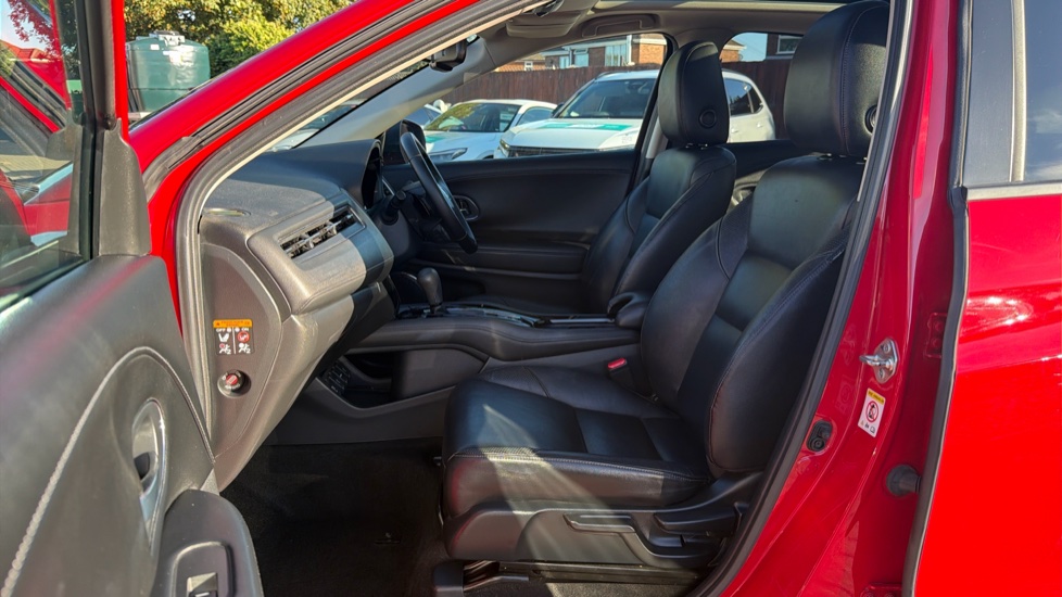 Honda HR-V 1.5 i-VTEC EX CVT 5dr Petrol Hatchback - Image 36