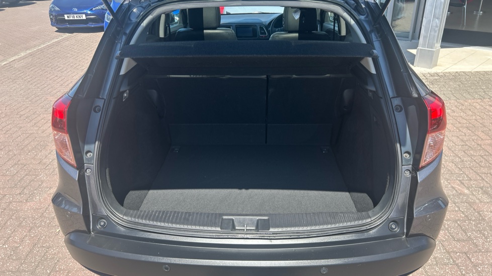 Honda HR-V 1.5 i-VTEC EX 5dr Petrol Hatchback - Image 4