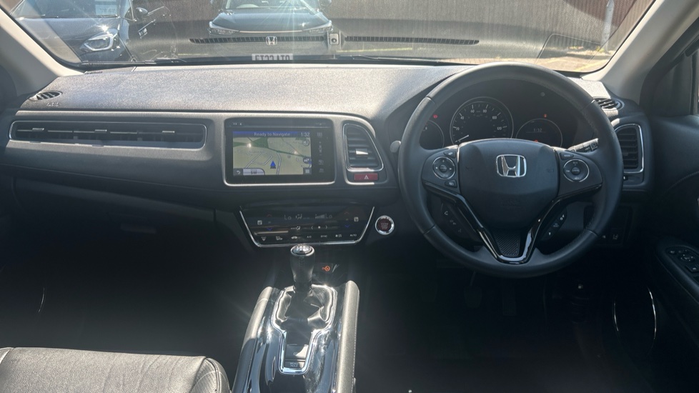 Honda HR-V 1.5 i-VTEC EX 5dr Petrol Hatchback - Image 10