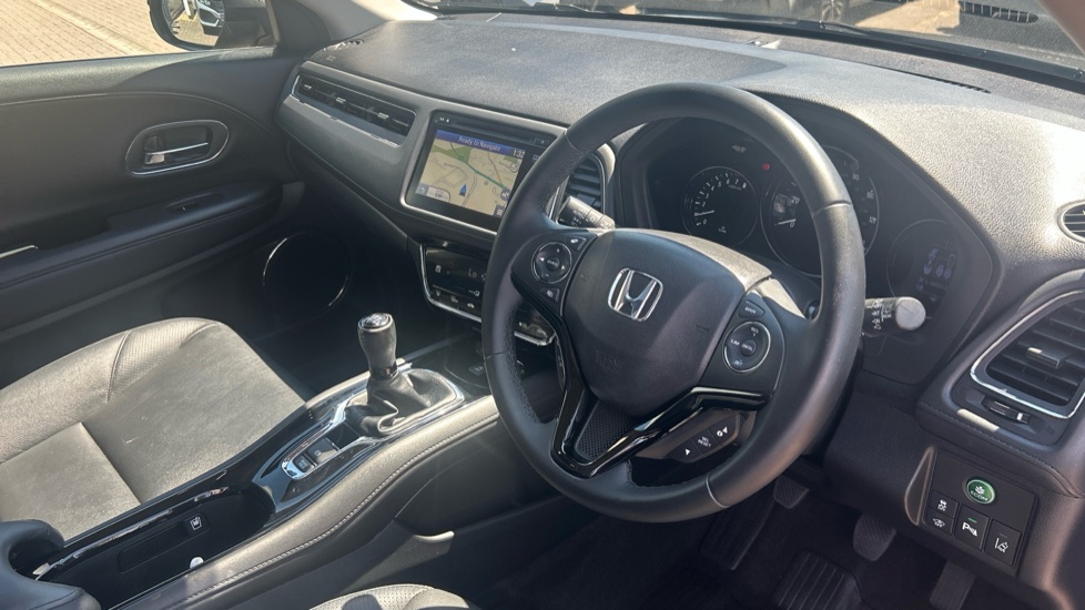Honda HR-V 1.5 i-VTEC EX 5dr Petrol Hatchback - Image 11