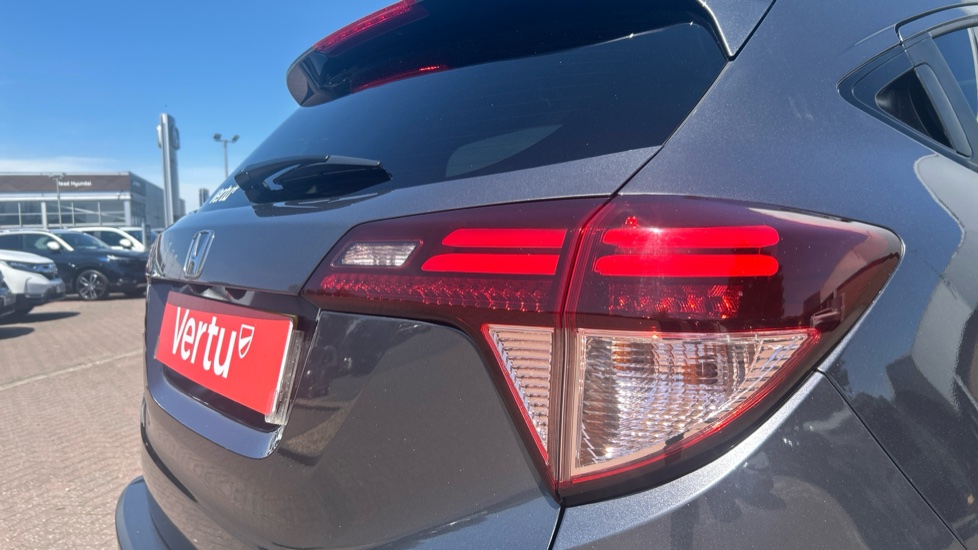 Honda HR-V 1.5 i-VTEC EX 5dr Petrol Hatchback - Image 27