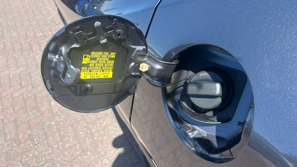Honda HR-V 1.5 i-VTEC EX 5dr Petrol Hatchback - Image 29