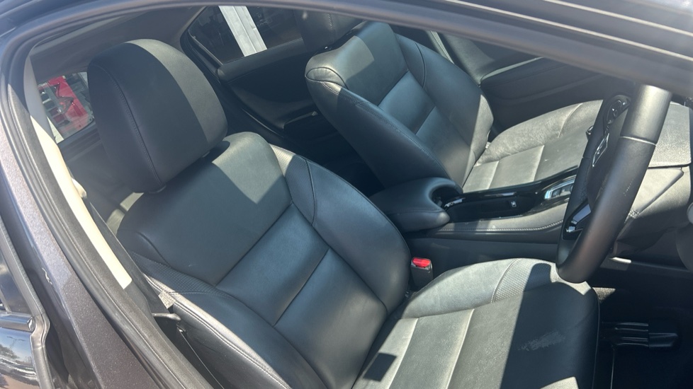 Honda HR-V 1.5 i-VTEC EX 5dr Petrol Hatchback - Image 31