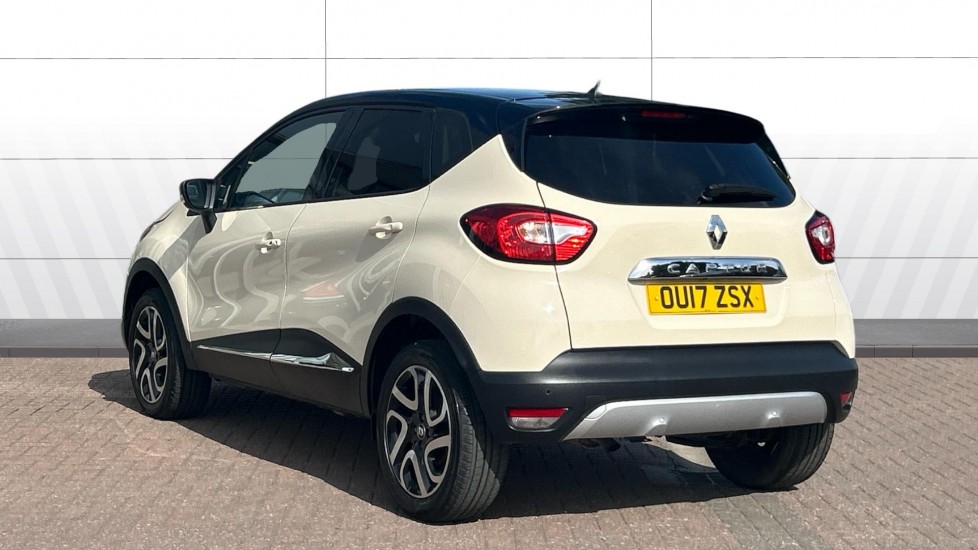 Renault Captur 1.2 TCE Signature Nav 5dr Auto Petrol Hatchback - Image 2