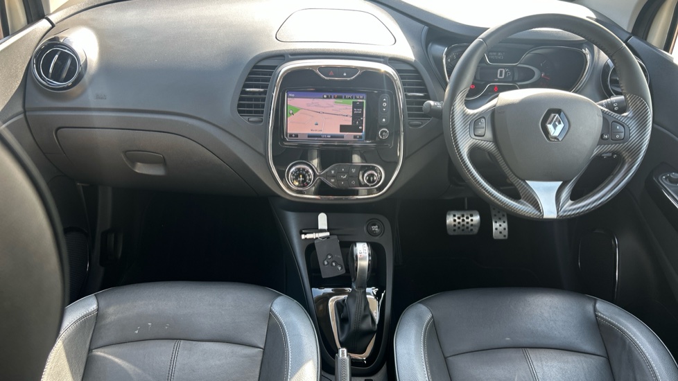 Renault Captur 1.2 TCE Signature Nav 5dr Auto Petrol Hatchback - Image 10