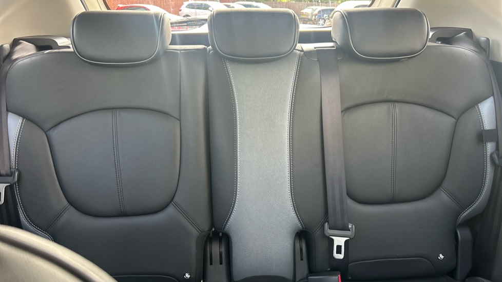 Renault Captur 1.2 TCE Signature Nav 5dr Auto Petrol Hatchback - Image 15