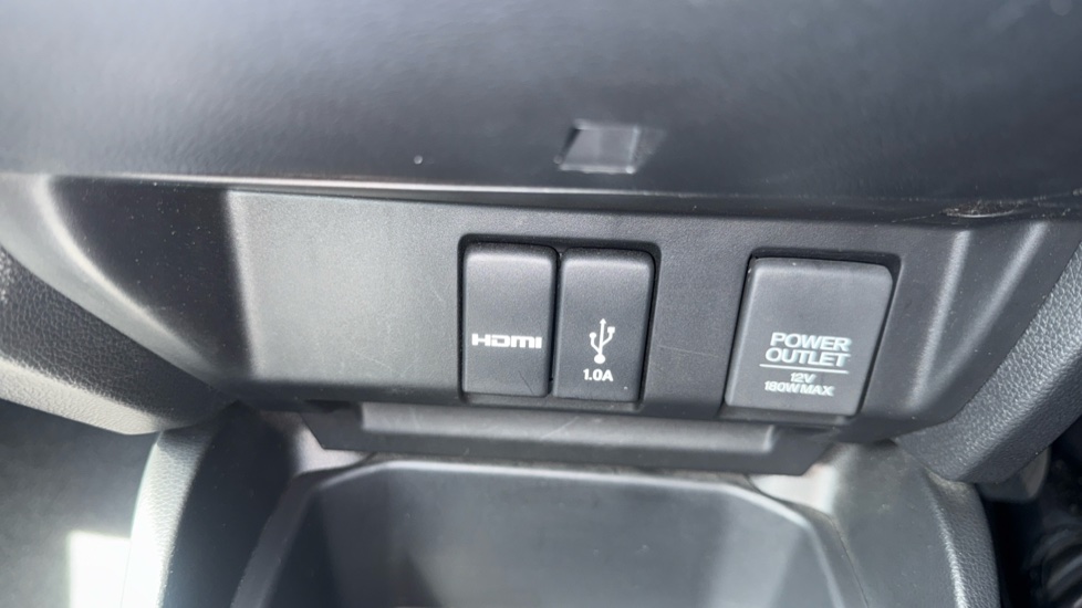 Honda Jazz 1.5 i-VTEC Sport 5dr Petrol Hatchback - Image 32