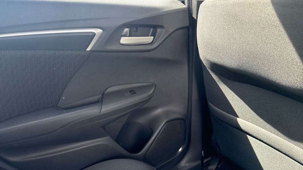 Honda Jazz 1.5 i-VTEC Sport 5dr Petrol Hatchback - Image 40