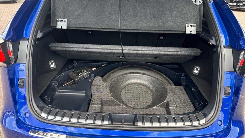 Lexus NX 300h 2.5 F-Sport 5dr CVT [Premier Pack] Hybrid Estate - Image 33
