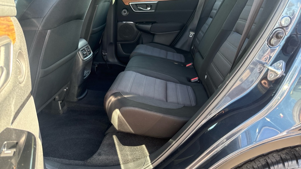 Honda CR-V 1.5 VTEC Turbo SE 5dr 2WD Petrol Estate - Image 16