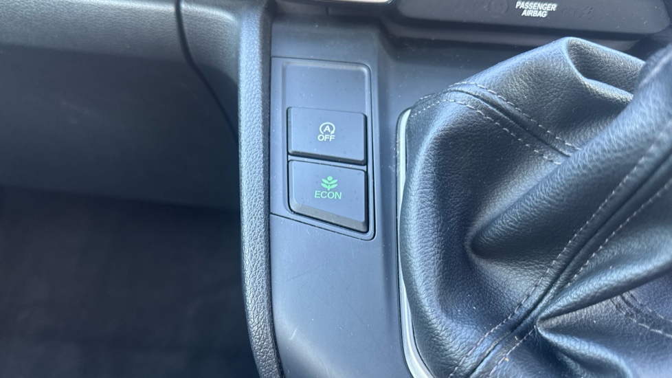 Honda CR-V 1.5 VTEC Turbo SE 5dr 2WD Petrol Estate - Image 35