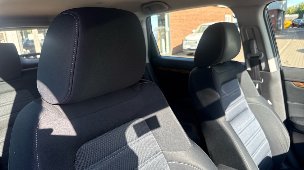 Honda CR-V 1.5 VTEC Turbo SE 5dr 2WD Petrol Estate - Image 48