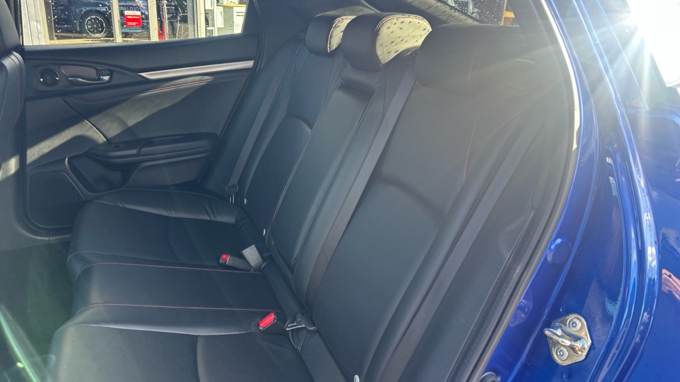 Honda Civic 1.0 VTEC Turbo 126 Sport Line 5dr Petrol Hatchback - Image 16
