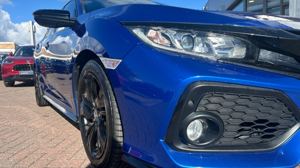 Honda Civic 1.0 VTEC Turbo 126 Sport Line 5dr Petrol Hatchback - Image 29