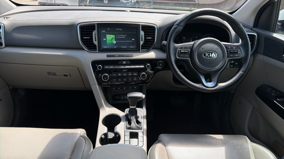Kia Sportage 2.0 CRDi First Edition 5dr Auto [AWD] Diesel Estate - Image 10
