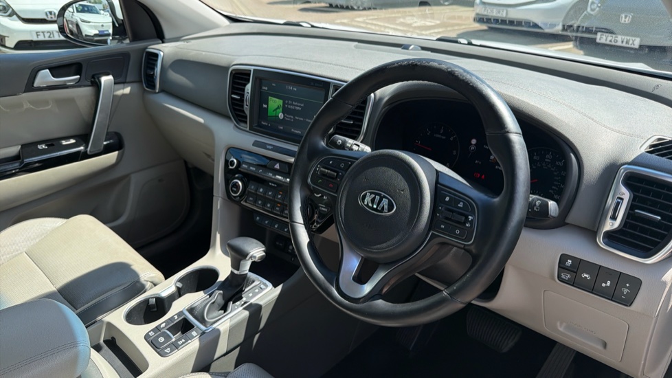 Kia Sportage 2.0 CRDi First Edition 5dr Auto [AWD] Diesel Estate - Image 11