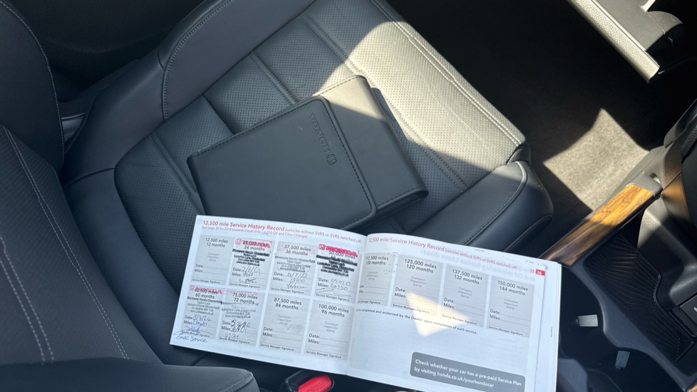 Honda CR-V 1.5 VTEC Turbo EX 5dr Petrol Estate - Image 19