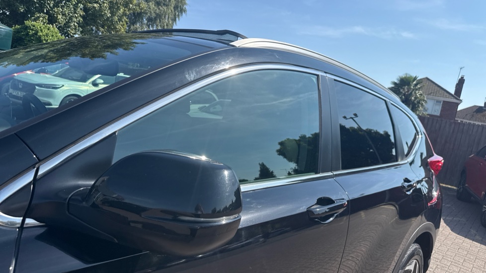 Honda CR-V 1.5 VTEC Turbo EX 5dr Petrol Estate - Image 30