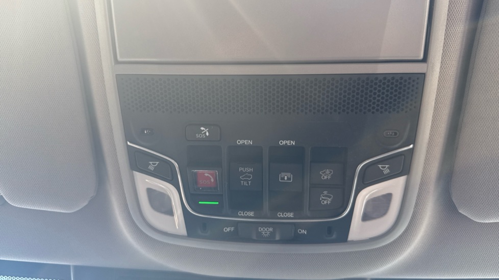 Honda CR-V 1.5 VTEC Turbo EX 5dr Petrol Estate - Image 40