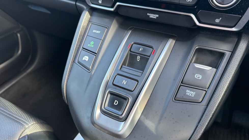 Honda CR-V 2.0 i-MMD Hybrid SR  2WD 5dr eCVT Hybrid Estate - Image 13