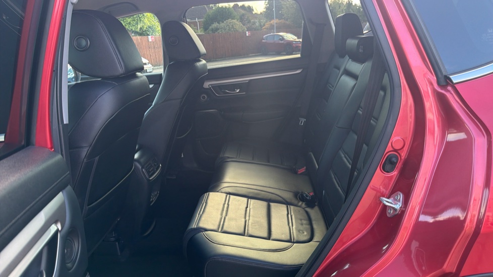 Honda CR-V 2.0 i-MMD Hybrid SR  2WD 5dr eCVT Hybrid Estate - Image 16