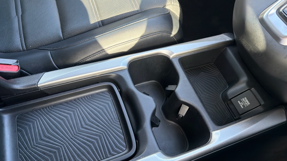 Honda CR-V 2.0 i-MMD Hybrid SR  2WD 5dr eCVT Hybrid Estate - Image 45