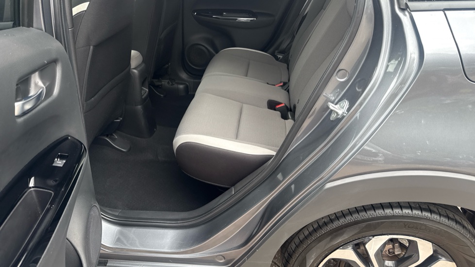 Honda Jazz 1.5 i-MMD Hybrid Crosstar EX 5dr eCVT Hybrid Hatchback - Image 35