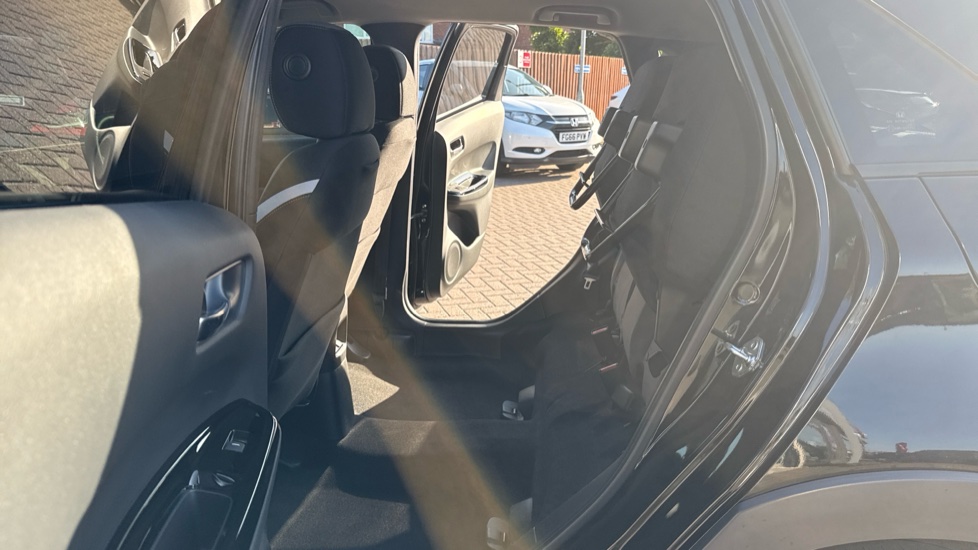 Honda Jazz 1.5 i-MMD Hybrid Crosstar EX 5dr eCVT Hybrid Hatchback - Image 26