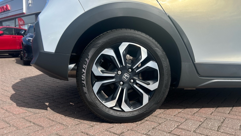 Honda Jazz 1.5 i-MMD Hybrid Crosstar EX 5dr eCVT Hybrid Hatchback - Image 9