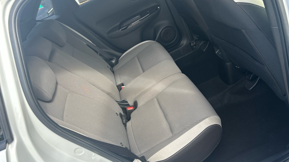 Honda Jazz 1.5 i-MMD Hybrid Crosstar EX 5dr eCVT Hybrid Hatchback - Image 40