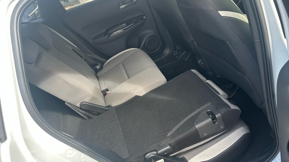 Honda Jazz 1.5 i-MMD Hybrid Crosstar EX 5dr eCVT Hybrid Hatchback - Image 42