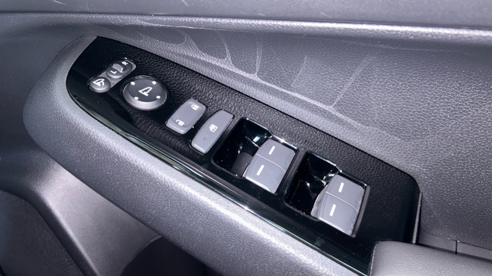 Honda HR-V 1.5 eHEV Advance 5dr CVT Hybrid Hatchback - Image 26