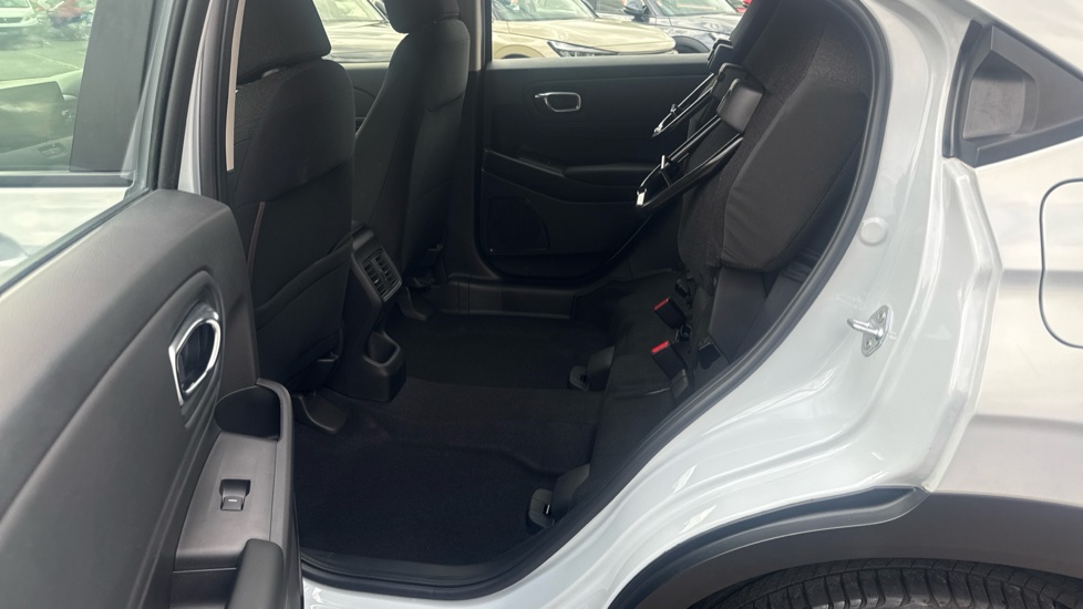 Honda HR-V 1.5 eHEV Elegance 5dr CVT Hybrid Hatchback - Image 27