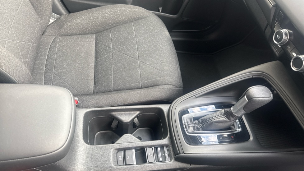 Honda HR-V 1.5 eHEV Elegance 5dr CVT Hybrid Hatchback - Image 31