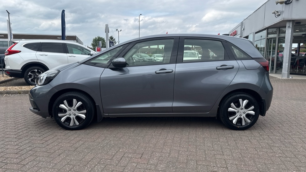 Honda Jazz 1.5 i-MMD Hybrid SR 5dr eCVT Hybrid Hatchback - Image 17