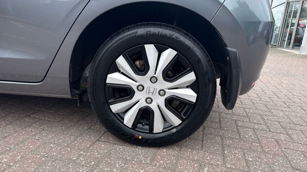 Honda Jazz 1.5 i-MMD Hybrid SR 5dr eCVT Hybrid Hatchback - Image 19